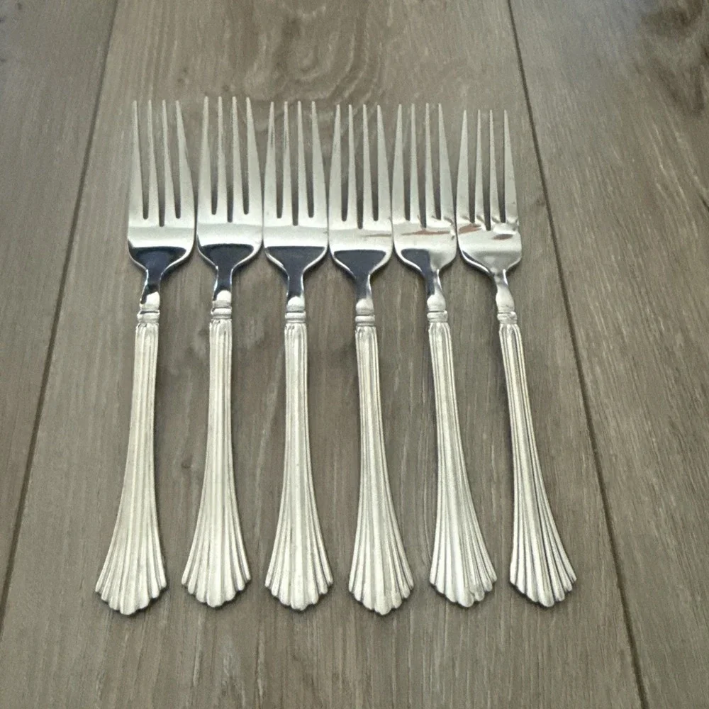 Set of 6 Cambridge Tracy Stainless Steel‎ Dinner Fork 7.5